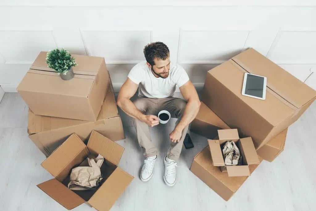 top-view-moving-into-a-new-home-CHA5ZBQ-1024x683-1